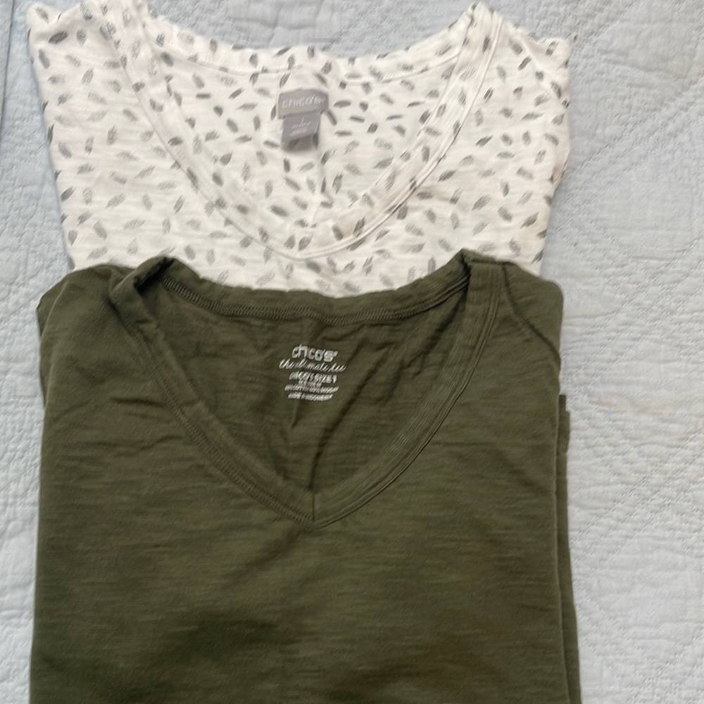 Set of 2 Chico’s short sleeve shirts. Excellent used condition.